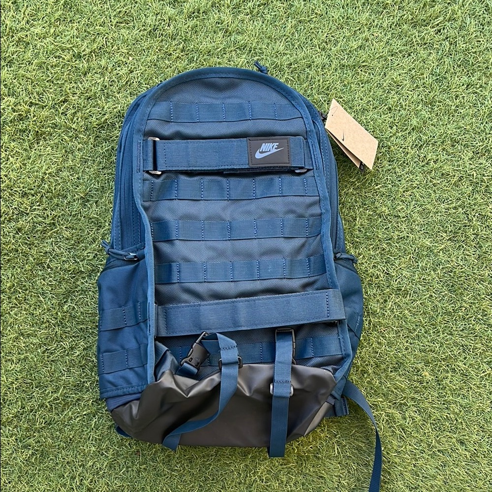 Nike Sportswear RPM Backpack (26L) - Picture 2 of 15